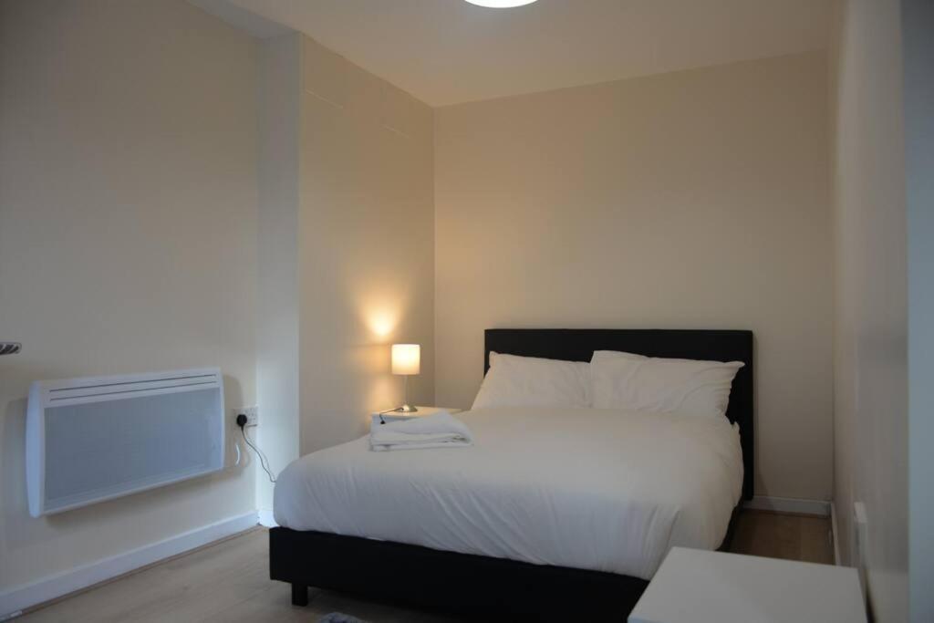 London 4 Bedroom House Exterior photo